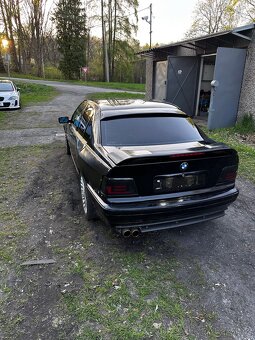 Bmw e36 328i - 4