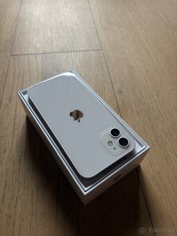 Apple iPhone 12 128GB bílý - 4