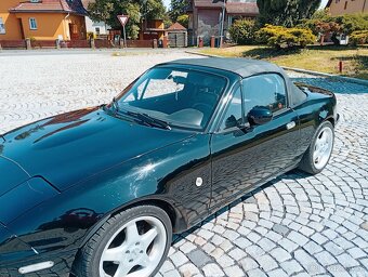 Prodám Mazda MX 5 Miata 1.6/16v - 4