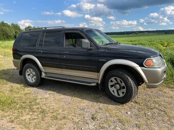Mitsubishi Pajero / Montero Sport - 4