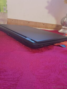 Acer Aspire ES1-571 Full HD displej - 4