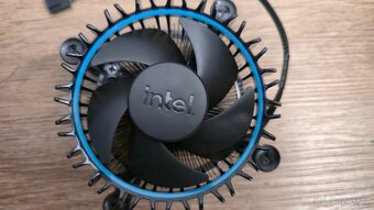 Chladič na cpu Intel - 4