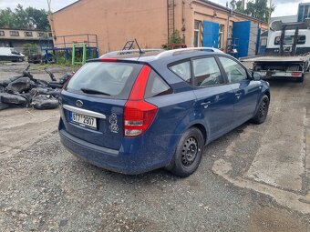 Kia ceed 1.4 66kw rok 2010 - nepojizdne - 4