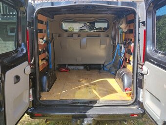 Opel Vivaro - 4
