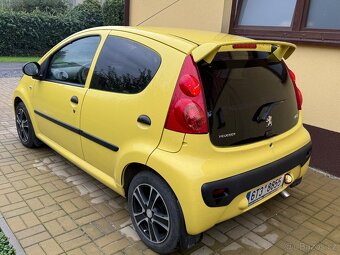 Prodám Peugeot 107 r. v. 2009 VELMI dobrý stav - 4