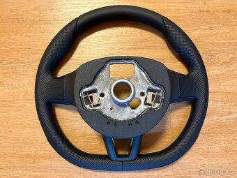 Volant Škoda - zkosený, perfo, tříramenný - ZÁNOVNÍ - 4