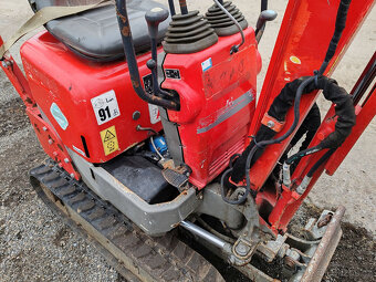 micro bagr yanmar SV08, rok 2016 - 4