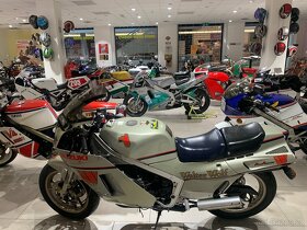 2 kusy Suzuki RG 400 - 4