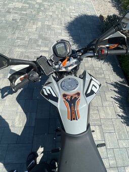 Ktm duke 125 - 4