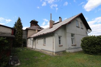 Nabízím k prodeji komerční areál o celk. rozměrech 2671 m2 - 4