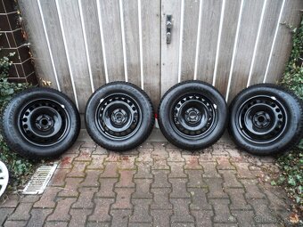 Komplet Zimní Sada+ Poklice Dunlop 215/60/16 ET 41 5X112 - - 4