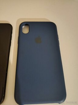 iPhone XR - 4