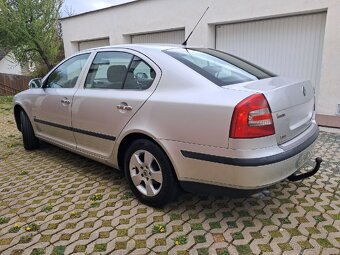 Škoda OCTAVIA II ELEGANCE 2.0 TDi/103kW DSG - 4
