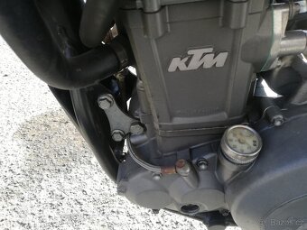 KTM 640 Duke - 4