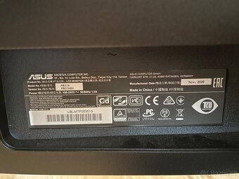 Profesionální monitor ASUS - 4