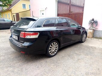 Toyota Avensis 2.2 110kW T27 NOVÁ STK - 4