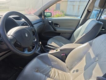 Renault Laguna 1.8 88kW ND - 4