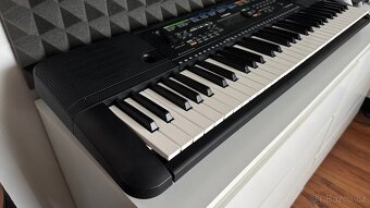 Klávesy Yamaha PSR E253 - 4