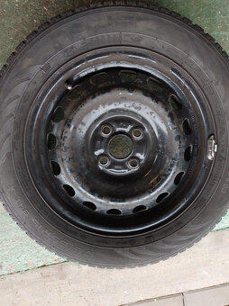 Disky + zimní pneu 175/65 R15, Toyota Yaris III - 4