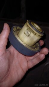 Víčko nádrže Škoda - 4