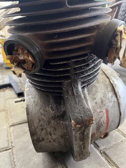 Motor Jawa 250/ 353 - 4