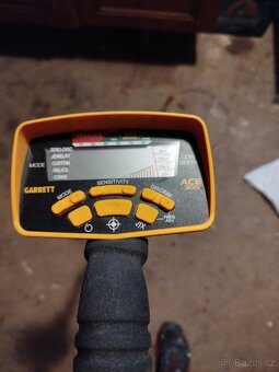 Detektor kovů Garrett Ace 300i - 4
