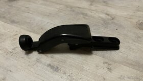 Prodám boční výklopná okna Trabant + nové panty - 4