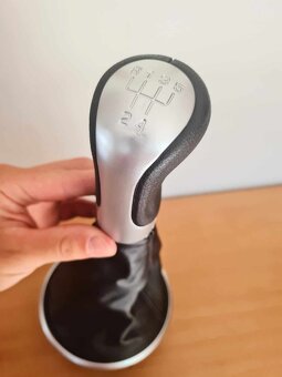 Radiaca páka pre ŠKODA FABIA 2 - 4