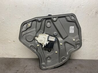 ŠKODA OCTAVIA 2 04-13 - ZADNÍ ELEKTRICKÉ STAHOVAČKY KOMPLET - 4