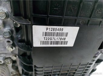 VOLVO XC60 II LIFT B4 2.0B Automatická převodovka Mild Hybri - 4