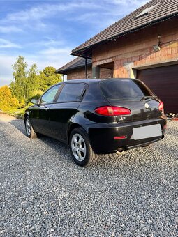 Alfa Romeo 147 1.9 jtd - 4