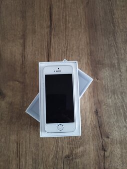 IPHONE SE 2016 32 GB Silver - 4