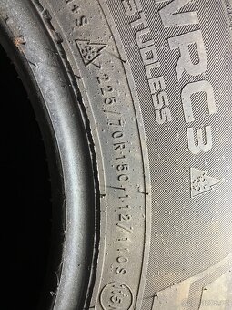 Prodám pneu 225/70 R15 C 112/110s - 4