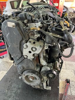 Motor 2.0 HDI 100KW Peugeot Citroen Ford - 4