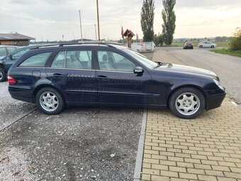 Mercedes-Benz Třídy E 220 CDI T - 4