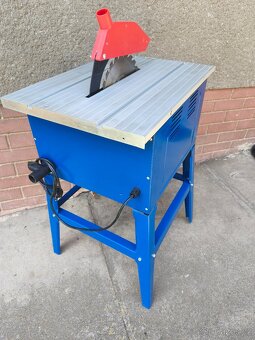 Prodám stolní kotoučovou pilu CMI -1500 W. - 4