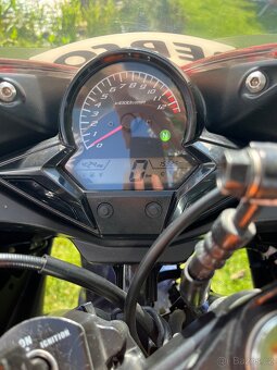 Honda CBR 125 - 4