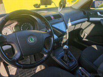 Škoda Octavia 1,6 mpi - 4