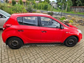 Hyundai i20 1.2 2010 - 4
