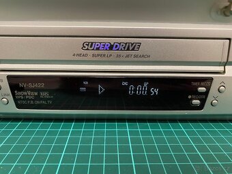 Videorekordér PANASONIC NV-SJ422, přehrává i S-VHS - 4