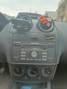 Ford Fiesta 1,4 59 kW - 4