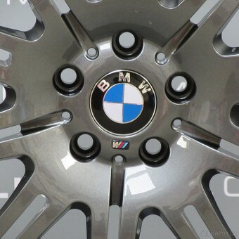 Kola BMW M3 E46 - 4