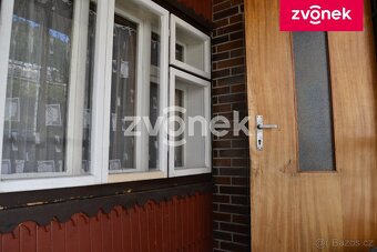 RD s pozemky Huslenky - 4