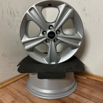 FORD KUGA / MONDEO 5x108 R17 ET52,5 (7,5Jx17)+TPMS - 4