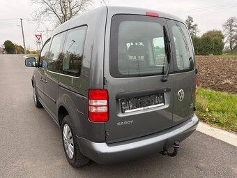 Volkswagen Caddy 1.6 TDI 75kW rok 2013 - 4