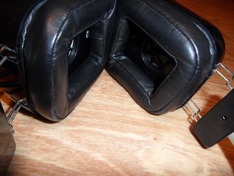 Sluchátka TESLA ARF 300 - 4