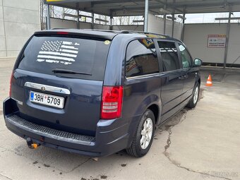 Chrysler Town&country - 4
