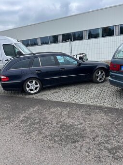 Předám mercedes w211 e320 r6 - 4