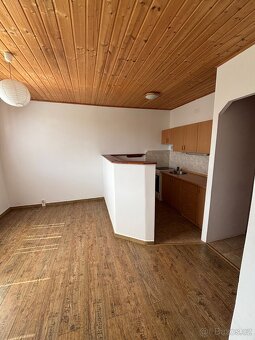 Vybavení bytu za 1 000 Kč – kuchyňská linka, dřez, nábytek, - 4