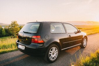 Volkswagen Golf IV 1.6 16V 77 kW - 4